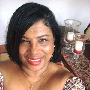 Meet your Posher, Desiree dawn